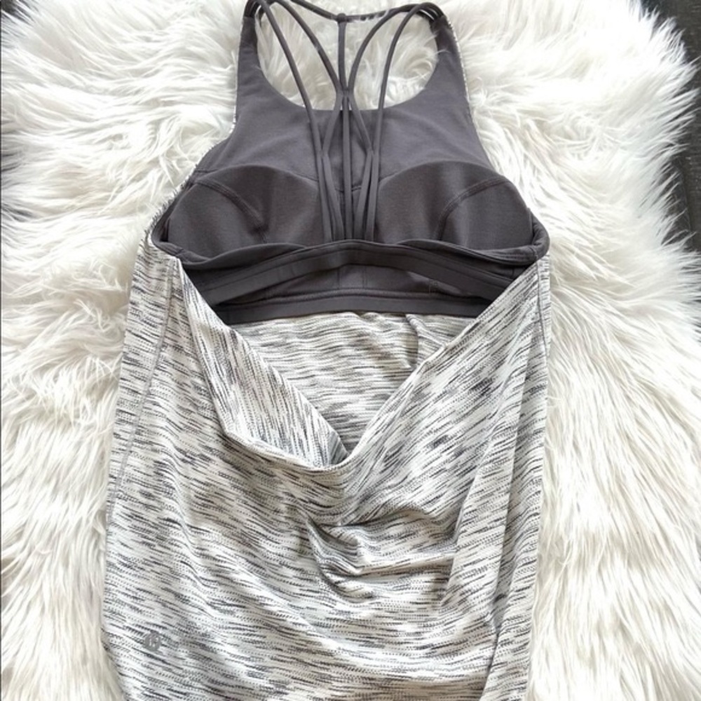 Lululemon Raise the Barre tank sz 6 - Picture 4 of 6